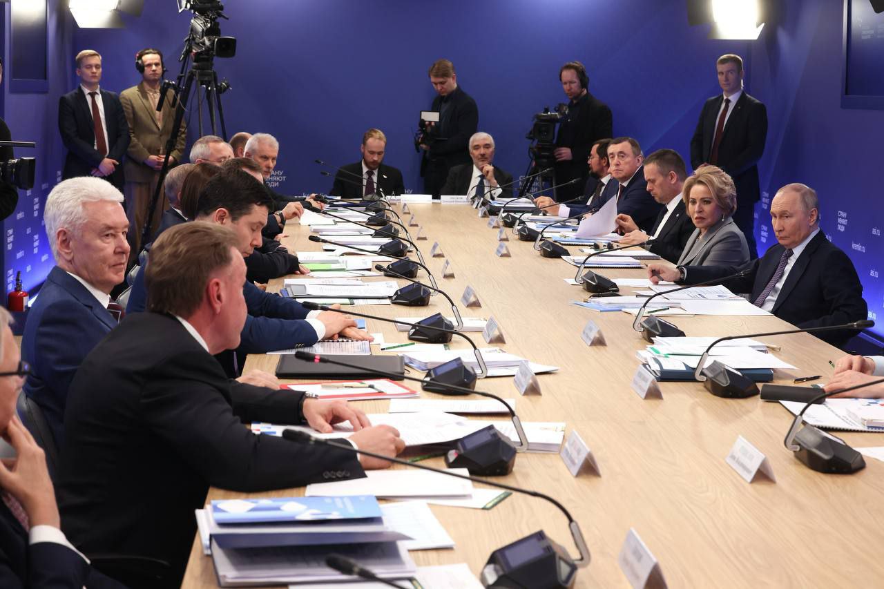 Сахалинская область вошла в топ 5 регионов РФ по качеству жизни по версии АСИ В Сахалинской области созданы благоприятные условия для жизни здесь развита экономика качественное образование предусмотрены социальные гарантии и современная инфраструктура отмечают эксперты   Подписаться на нас Telegram I MAX Прислать нам новость Sakhonlinebot