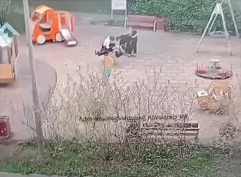 Детская шалость с петардой привела к шуму в городе