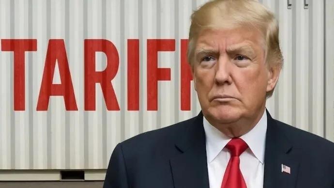 Трамп признался что его любимым словом является пошлина Помните когда я говорил пошлина Моим любимым словом является пошлина сказал Трамп в ходе выступления в штате Пенсильвания Он добавил что пошлины приносят сотни миллиардов долларов в бюджет США обеспечивают инвестиции в страну и помогают американским фермерам