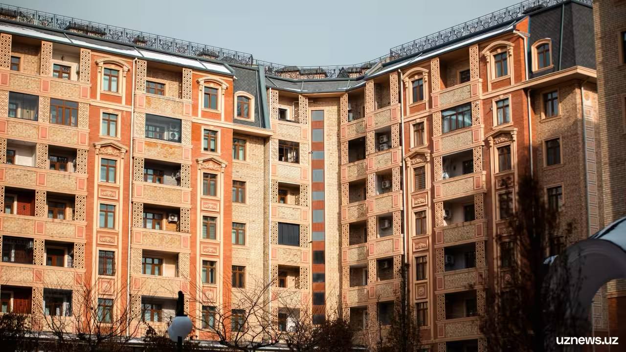Со следующего года все новостройки должны будут иметь названия на узбекском языке Данное требование распространяется также на всю информацию размещаемую на строительных площадках и их окрестностях включая рекламные и информационные тексты   uznews uz ru news 104366