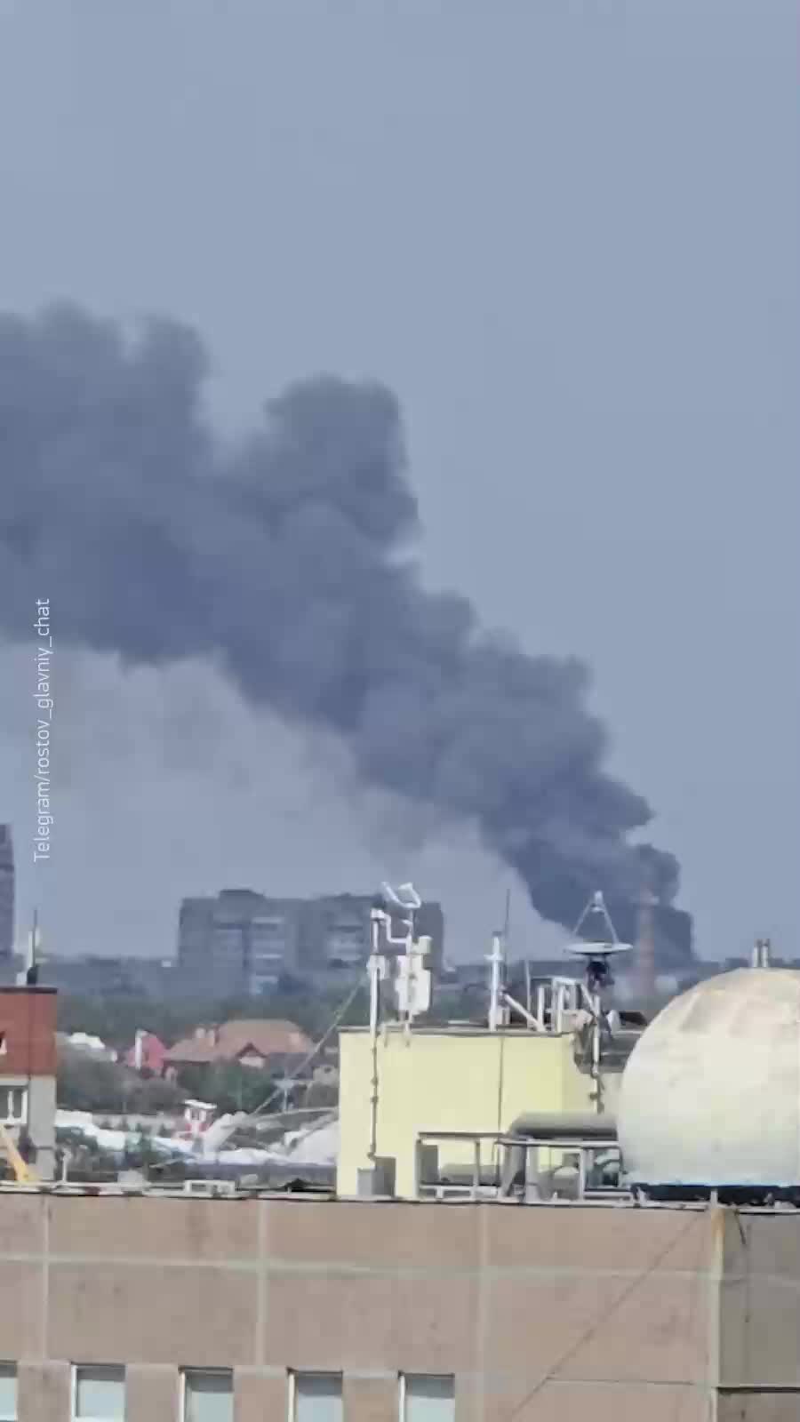 Пожар в районе ТЦ «Меркурий»: взрывы перед началом возгорания