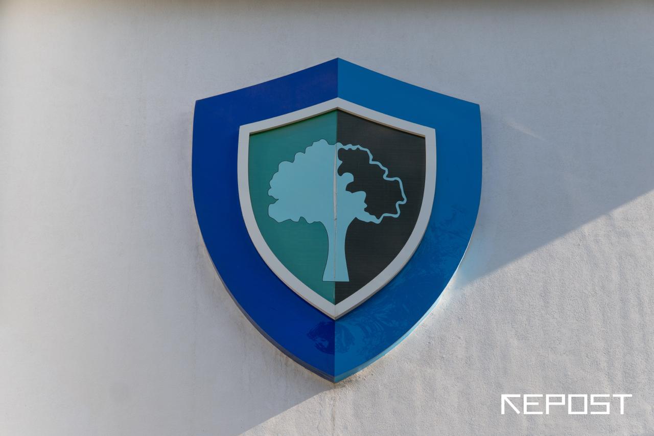 В Узбекистане создается Государственная инспекция экологического контроля Экополиция Председатель Комитета экологии одновременно станет руководителем Экополиции Сотрудникам Экополиции предоставят право применять физическую силу специальные средства электрошоковые устройства и служебное оружие с резиновыми пулями сетчатое На их форменную одежду будут установлены боди камеры   repost uz mogut primenyat silu Подписывайтесь на Repost Прислать новость