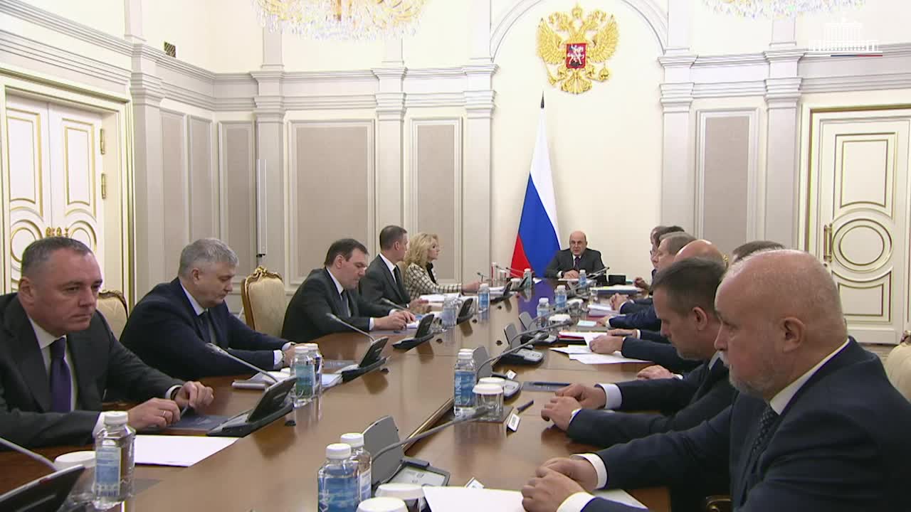 Правительство обновило перечень лечебных продуктов для детей с особыми потребностями