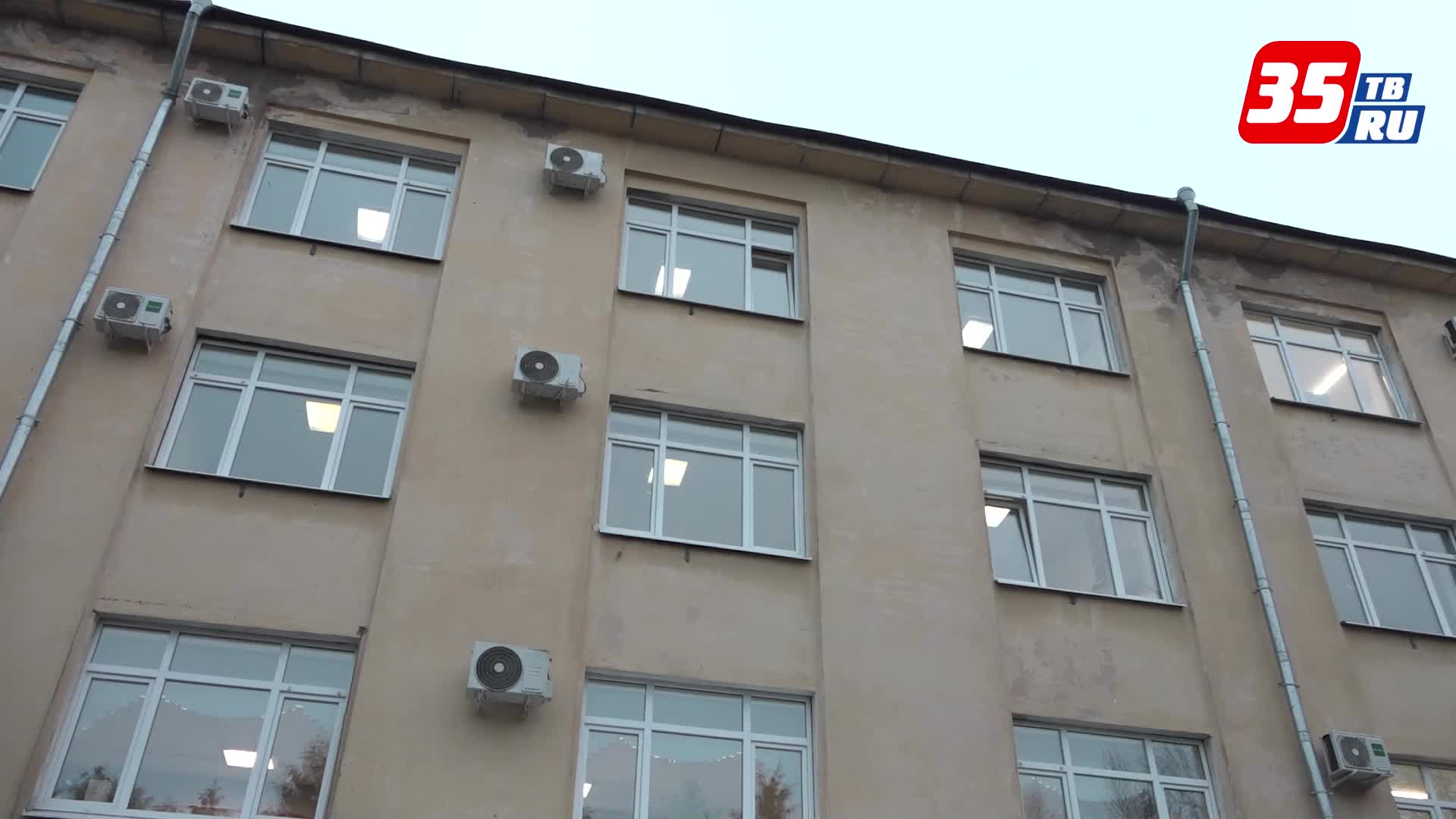 Московские специалисты обучают хабаровских добровольцев сестринскому делу для помощи в военном госпитале