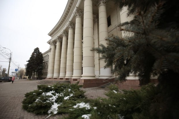 В администрации Волгоградской области произошли кадровые изменения Региональный комитет информационных технологий возглавила Антонина Некина Ранее она занимала должность заместителя председателя областного комитета экономической политики и развития и отвечала за направление цифровой трансформации Кроме того Антонина Некина курировала работу МФЦ и реализацию проекта Школа 21 Об этом сообщает администрация региона