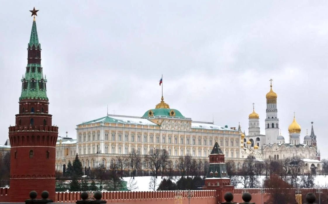 Вениамин Кондратьев проводит рабочий день в Москве Об этом губернатор Краснодарского края сообщил в своих соцсетях Рабочий день провожу в Москве Запланировано несколько встреч одна из ключевых с министром культуры России Ольгой Любимовой Обсудим реализацию национального проекта Семья ремонт и оснащение краевых объектов культуры сельских ДК театров музеев библиотек детских школ искусств и ряд других региональных проектов написал Вениамин Кондратьев Читайте нас в MAX