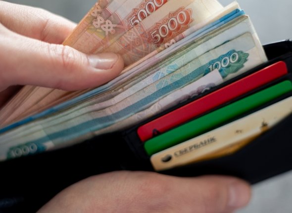 МРОТ в России предложили увеличить в 3 раза Минимальная зарплата россиян может увеличиться до 60 тысяч рублей Читать подробнее на сайте...
