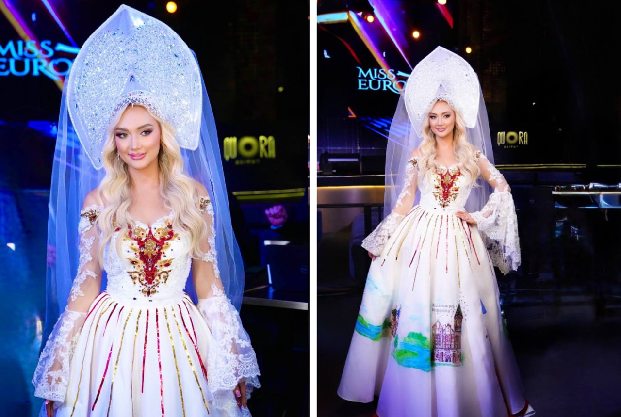 Омичка Ксения Гнедина победившая на конкурсе красоты Мисс Европа 2026 в Ливане показала наряд в котором участвовала в финале Как рассказала девушка корреспонденту ngs55news все элементы платья ручная работа на подоле вышиты достопримечательности России среди которых Кремль и Большой театр Сначала Ксения вышла в закрытом виде а после распахнула накидку расшитую изнутри триколором под которой скрывалось утонченная юбка с узорами Высокий кокошник расшитый камнями и украшенный тонкой белой вуалью отлично дополнил национальный образ костюма Держава России Омичка призналась что ее выход был очень эффектным Раскрыла перед жюри костюм с флагом Российской Федерации и все были в восторге Костюм правда очень эффектный поделилась Ксения Гнедина Будьте в курсе даже офлайн NGS55 в MAX