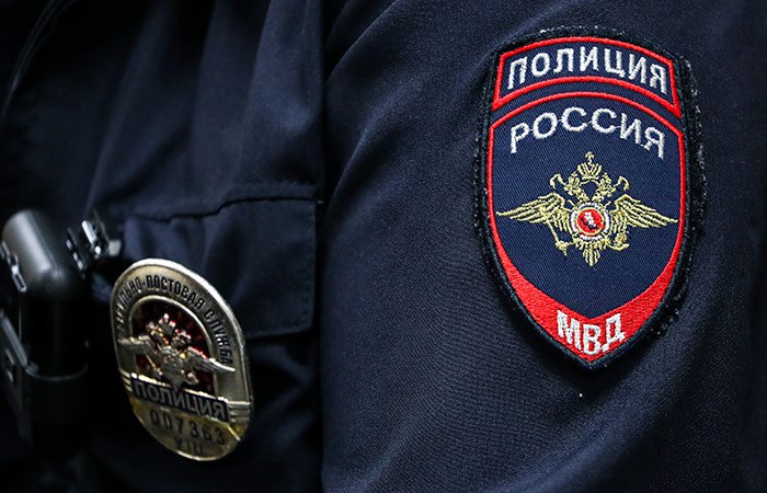 В Санкт Петербурге пятеро граждан Узбекистана арестованы за драку из за женщины В историческом центре Санкт Петербурга правоохранители задержали пятерых граждан Узбекистана по подозрению в хулиганстве Подробнее   anhor uz news uzbekistan 443 anhoruz Новости события мнения Мобильное приложение IOS Android