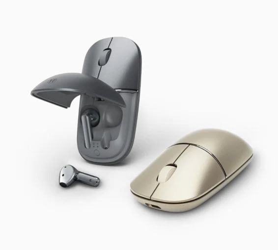 Honor Yuewo Wireless Ear Mouse Pro мышь с наушниками в одном корпусе Honor представила гибридное устройство которое сочетает Беспроводную мышь с покрытием имитирующее кожу и кнопками TTC на 5 млн нажатий Зарядный кейс для полуоткрытых наушников с шумоподавлением и двумя магнитными динамиками Особенности Переключение между мышью и звонками одной кнопкой Совместимость Windows 10 macOS 10 13 Аккумулятор 1000 мАч до 30 дней работы без подзарядки Вес 78 г мышь 88 г с наушниками Цвета шампань золото и звёздный серый Цена 37 Минимализм на столе и компактность всё в одном аксессуаре Участвуй в розыгрыше 3 х ИГРОВЫХ ПК Наши каналы Hоnоr