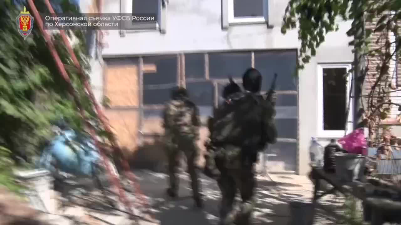 ФСБ задержала россиянина за призывы к насилию в Херсонской области