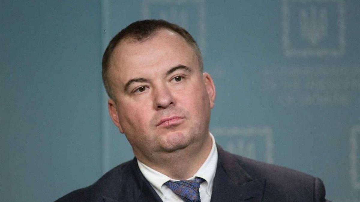 В Испании задержан бывший первый заместитель секретаря СНБО, обвиняемый в нанесении ущерба Украине на 17,4 млн гривен, — НАБУ Сообщается, что сейчас решается вопрос об его экстрадиции в Украину. СМИ со ссылкой на источники пишут, что речь идет об Олеге Гладковском Свинарчуке . Николай Дульский. Подписаться! Дульский в Rutube. ПОДПИШИСЬ!