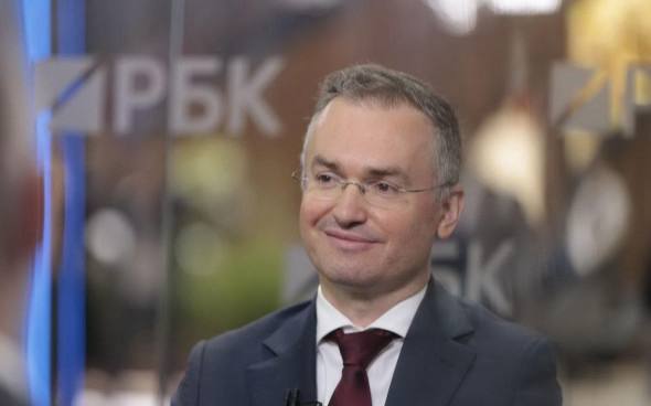 Минфин допустил проведение трех IPO и SPO госкомпаний в 2026 году Минфин в 2026 году рассчитывает на проведение нескольких IPO и SPO компаний с госучастием Подробнее на РБК   www rbc ru quote news article 68da3e539a79476b8e4fff6c from copy