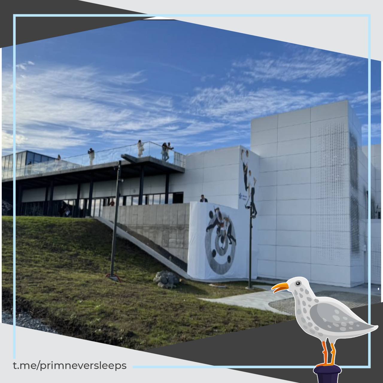 Катание на коньках и зимние радости ждут вас Уже сегодня откроется зимний фестиваль на территории кёрлинг центра Дом со льдом Здесь каждый найдет себе занятие по душе катайтесь на коньках фотографируйтесь у новогодней ёлки и участвуйте в увлекательных мероприятиях вместе с Дедушкой Морозом и аниматорами Также на фестивале можно приобрести изделия ручной работы от местных мастеров Все активности на открытом воздухе будут проходить с 12 00 до 15 30 Сам Дом со Льдом открыт для посещения с 9 00 до 22 00 ежедневно во все праздничные дни Улица Тюменская 18 С 26 декабря по 11 января Вход свободный Автор ЗОЖный тип Рубрика отдыхпоприморски