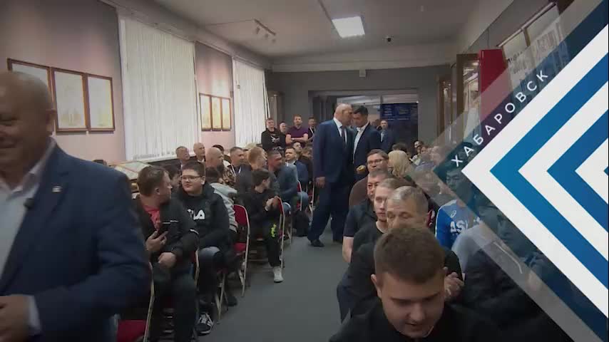 В Хабаровске прошли 25-е всероссийские соревнования по спортивной борьбе с участием олимпийских чемпионов