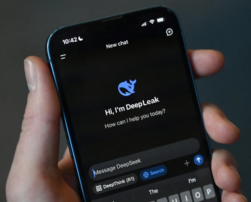 DeepSeek стоит удалить с iPhone — об этом заявляют эксперты NowSecure  Согласно их докладу, приложение для iOS собирает уйму конфиденциальных данных: пароли, логины, отпечатки пальцев и так далее.   Хранятся и передаются они либо вовсе без шифрования, либо с крайне устаревшими технологиями шифрования. Злоумышленник легко получит доступ как к этим данным, так и к самому устройству.   Эксперты заявляют, что пока проблемы не устранят, лучше удалить приложение с устройства.    VGTimes. Подписаться