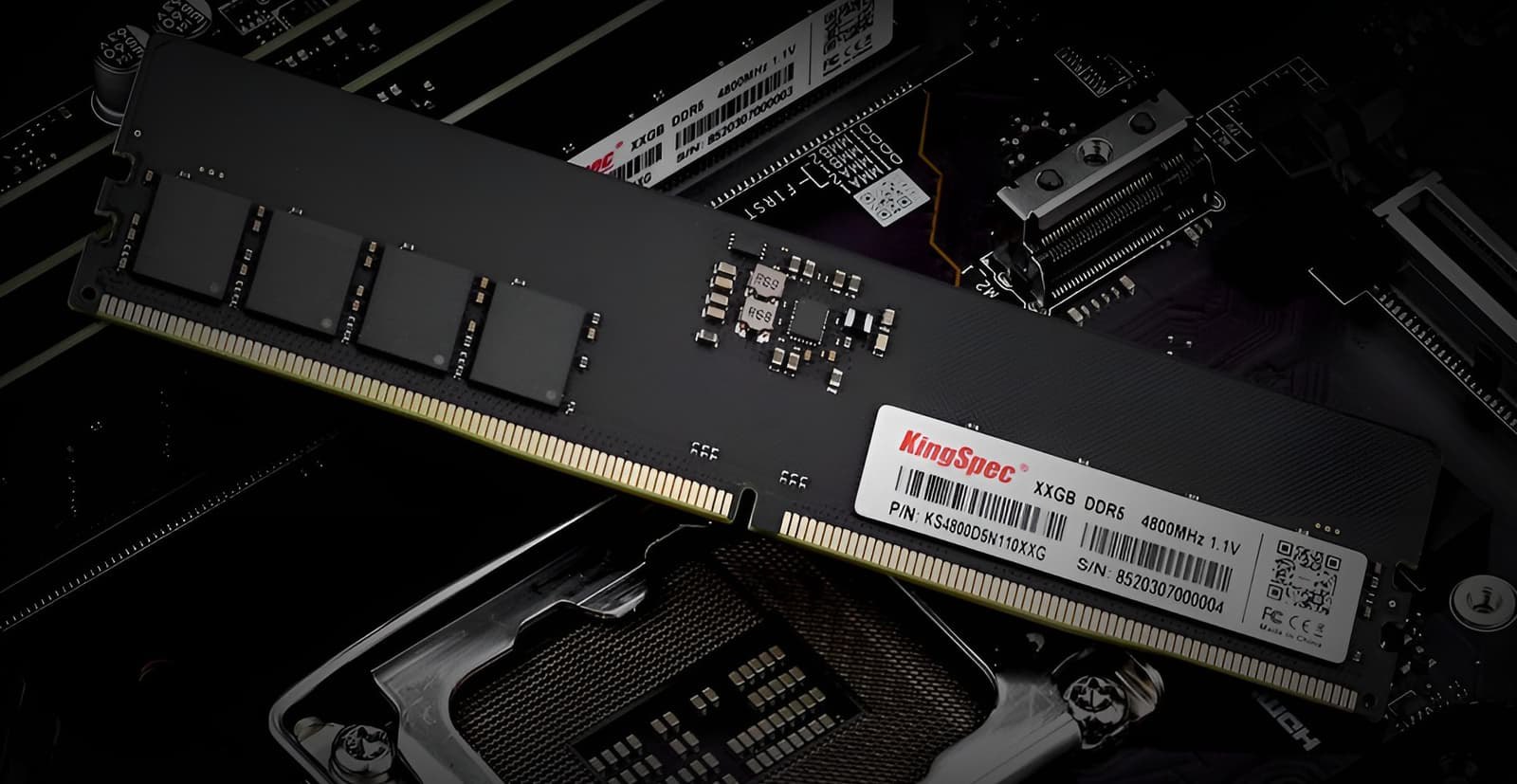 Китай не поможет Цены на оперативную память в Поднебесной почти сравнялись с мировыми Еще не так давно геймеры надеялись что китайская память станет неплохой альтернативой за вменяемые деньги