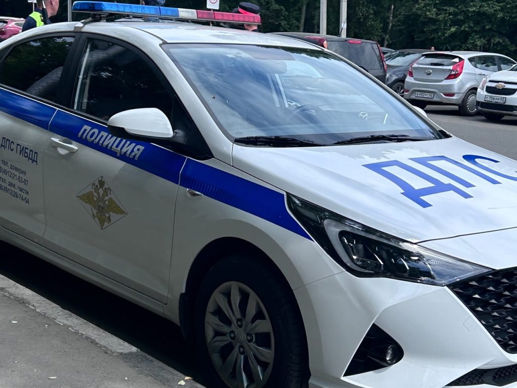 В Рязанской области выявили нарушения в рамках рейда ГАИ «Автобус» Как сообщает региональная ГАИ, вчера инспекторы провели в Рязанской области оперативно-профилактические мероприятия «Автобус», направленные на пресечение нарушений правил дорожного движения, допущенных водителями, должностными и юридическими лицами организаций, которые осуществляют перевозку пассажиров на коммерческой основе. В ходе мероприятия было выявлено более 10 нарушений правил дорожного движения со стороны водителей автобусов. Нарушители привлечены к ответственности. Мероприятия проводятся в целях устранения причин и условий, способствующих совершению ДТП с участием пассажирского транспорта, выявления и пресечения фактов нарушений законодательства, регулирующего данный вид деятельности.