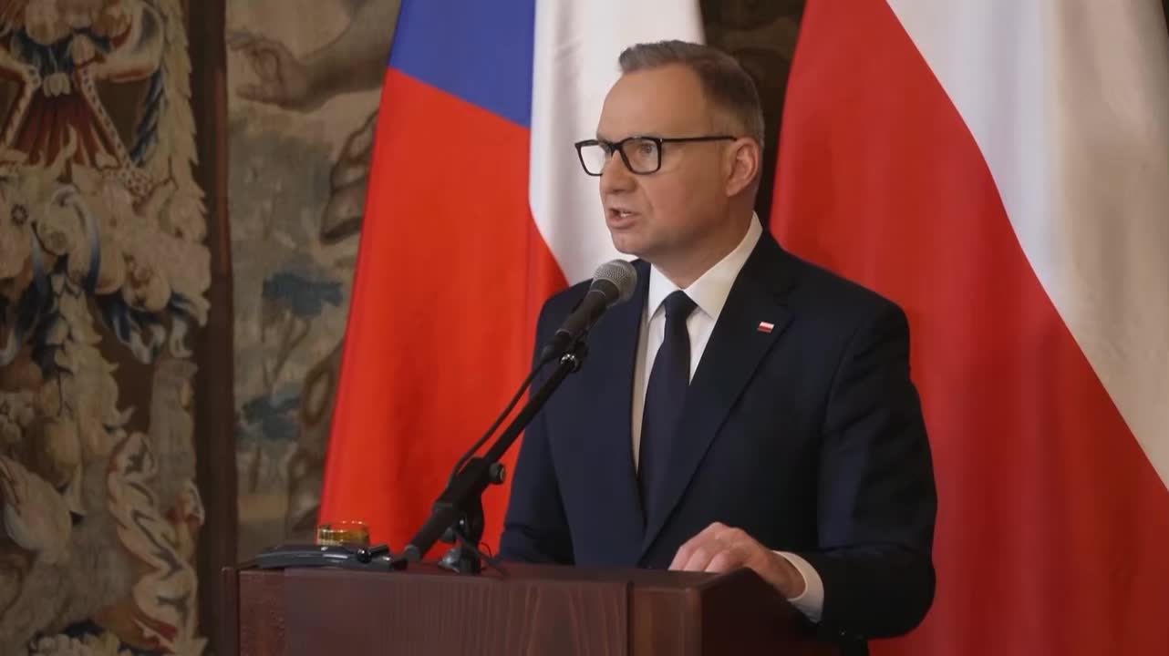 Польша призывает США к сдерживанию России, опасаясь угрозы