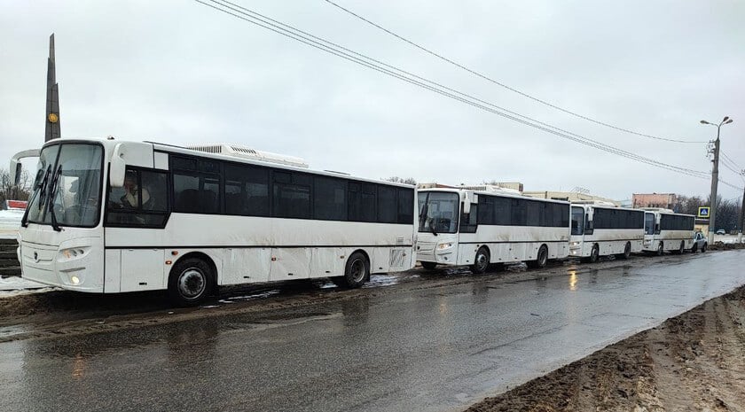 Пассажирский автобус Стаханов-Сочи начнет курсировать на регулярной основе с 20 февраля. Об этом сообщило федеральное учреждение «Агентство автомобильного транспорта»  Росавтотранс .   Отправление ежедневно в прямом направлении из Стаханова в 13:10, прибытие в Сочи в 07:30 следующего дня.