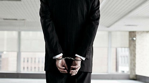 Депутата задержали по подозрению в хищении при строительстве в Восточно Казахстанской области В Восточно Казахстанской области в отношении руководства ТОО QazConstructions начали расследование из за хищения б олее двух млрд тенге бюджетных средств Среди подозреваемых депутат маслихата Курчумского района Прислать новость