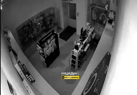 Неудачная попытка ограбления магазина в Новосибирске