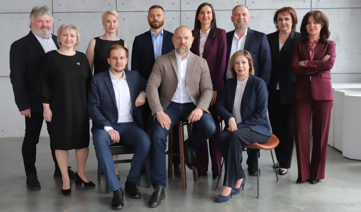 Вадим Суханов Тульская УФНС отчиталась о 4 5 кратном росте поступлений за 5 лет   newstula ru fn 1758420 html В 2025 годау Федеральной налоговой службе исполнилось 35 лет В юбилейный год Бизнес журнал Центр узнал у руководителя УФНС России по Тульской области Вадима Суханова о том каких успехов добилась ФНС за это время и какие ключевые задачи уже обозначены на будущее   Прислать новость Подписаться   Мы в MAX