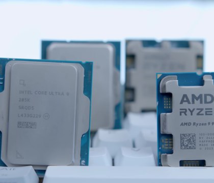 GeekaWhat назвал лучшие процессоры для игр на октябрь 2025 года AMD уверенно лидирует Автор YouTube канала GeekaWhat составил свежий топ процессоров в котором разобрал как актуальные новинки AMD и Intel так и проверенные временем чипы прошлых поколений В этом году лидером снова стала AMD Лучший бюджетный вариант Ryzen 5 5600 Процессор вышел несколько лет назад но за свои деньги он по прежнему дает достойную производительность в 1080p и остается отличным выбором для сборок начального уровня