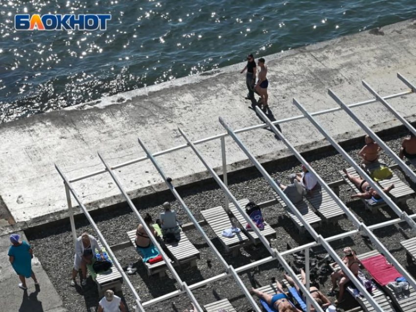 Во время штормового предупреждения моря на Кубани снова прогрелись Лидерами по традиции стали Ейск и Приморско-Ахтарск, где вода в Азовском море прогрелась до +23 градусов. Самую низкую температуру морской воды зафиксировали сразу в нескольких крупных городах на побережье Черного моря. В Новороссийске, Геленджике, Туапсе и Анапе вода прогрелась до +21 градуса. Работа Авто Медицина