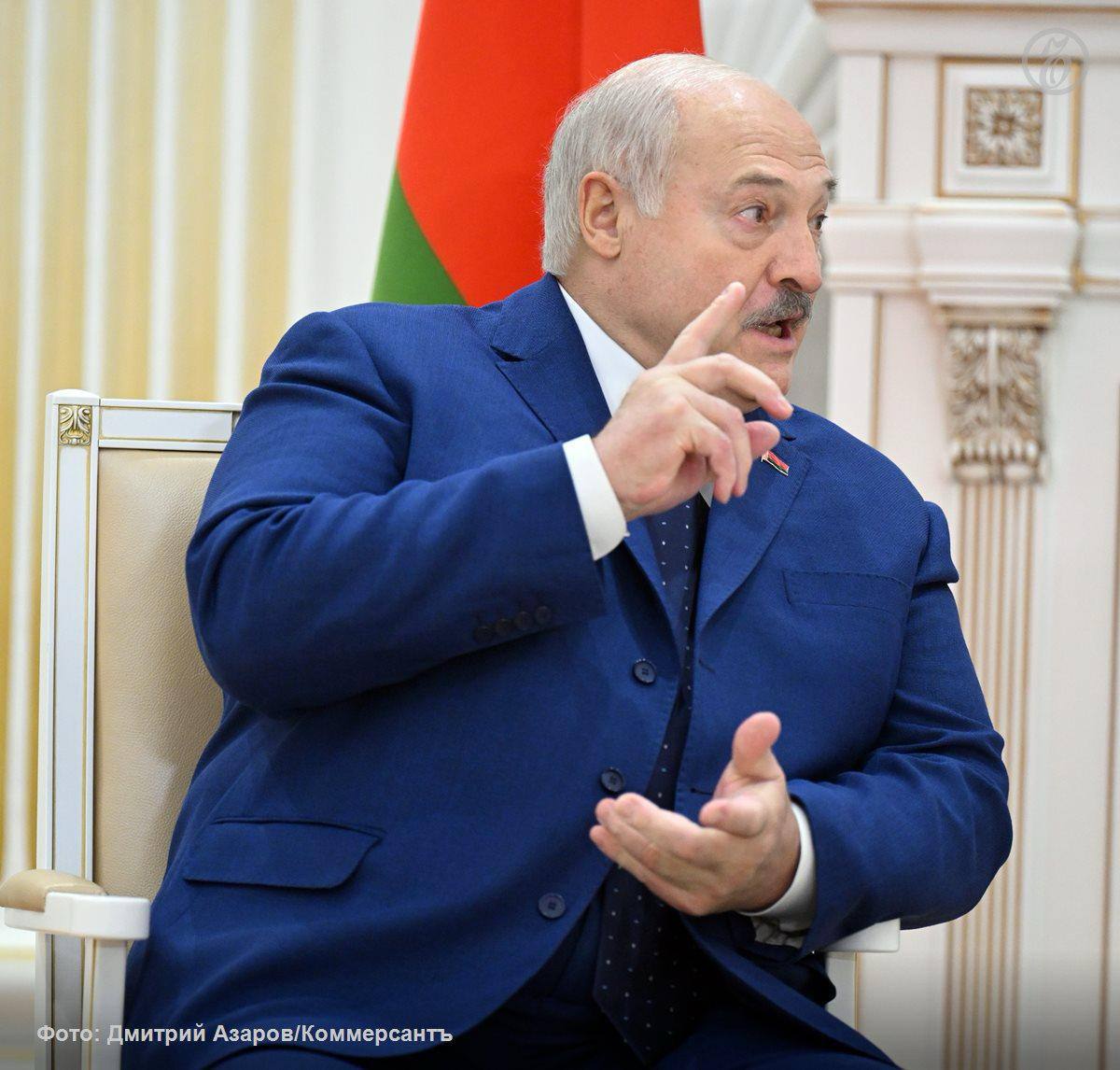 Александр Лукашенко призвал развивать майнинг криптовалют в Белоруссии чтобы избавиться от долларовой зависимости Он назвал эту отрасль одной из приоритетных по дальнейшему развитию электроэнергетики в стране У нас сейчас весь мир болеет глобальной проблемой уйти от зависимости от одной валюты доллара И этот процесс будет нарастать И криптовалюта является наверное одним из вариантов ухода подчеркнул он Президент Белоруссии также призвал не переживать по поводу нестабильности майнинга Волков бояться в лес не ходить сказал господин Лукашенко в ответ на опасения участников совещания Подписывайтесь на Ъ в Telegram в MAX Оставляйте бусты