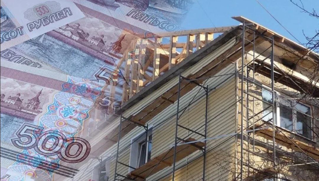 С 1 января 2026 года в Ставропольском крае повысится минимальный взнос на капремонт Соответствующее постановление опубликовало краевое правительство  дома без лифта тариф составит 18 17 руб м²  с лифтом 19 17 руб м² Таким образом платеж вырастет на 1 рубль для всех категорий многоквартирных домов В приложениях к постановлению перечислены минимально необходимые работы и услуги которые финансируются из фонда капремонта Деньги идут на ремонт внутридомовых инженерных сетей электроснабжение отопление газ холодная и горячая вода канализация замену и модернизацию лифтов ремонт крыш плоских и скатных фасадов фундаментов и подвалов Телеграм typical stv
