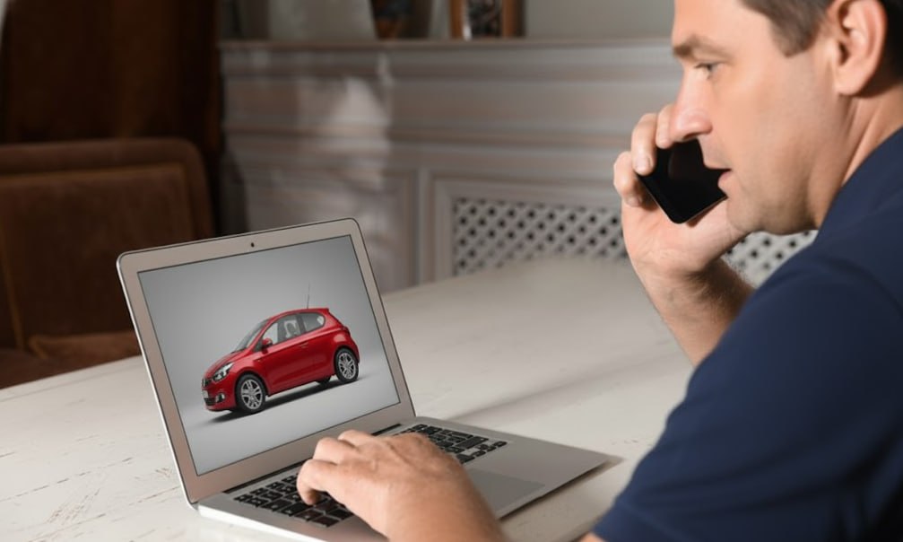 Wildberries тестирует звонки автодилерам прямо из карточки товара Покупатели теперь могут позвонить дилеру напрямую из карточки автомобиля в приложении или на сайте Wildberries Новая функция запущена в тестовом режиме и уже доступна части пользователей При этом сохраняется возможность оформить покупку онлайн без звонка продавцу Нововведение позволит уточнять детали сделки и пользоваться дополнительными услугами кредитом рассрочкой трейд ин или страхованием ofd ru