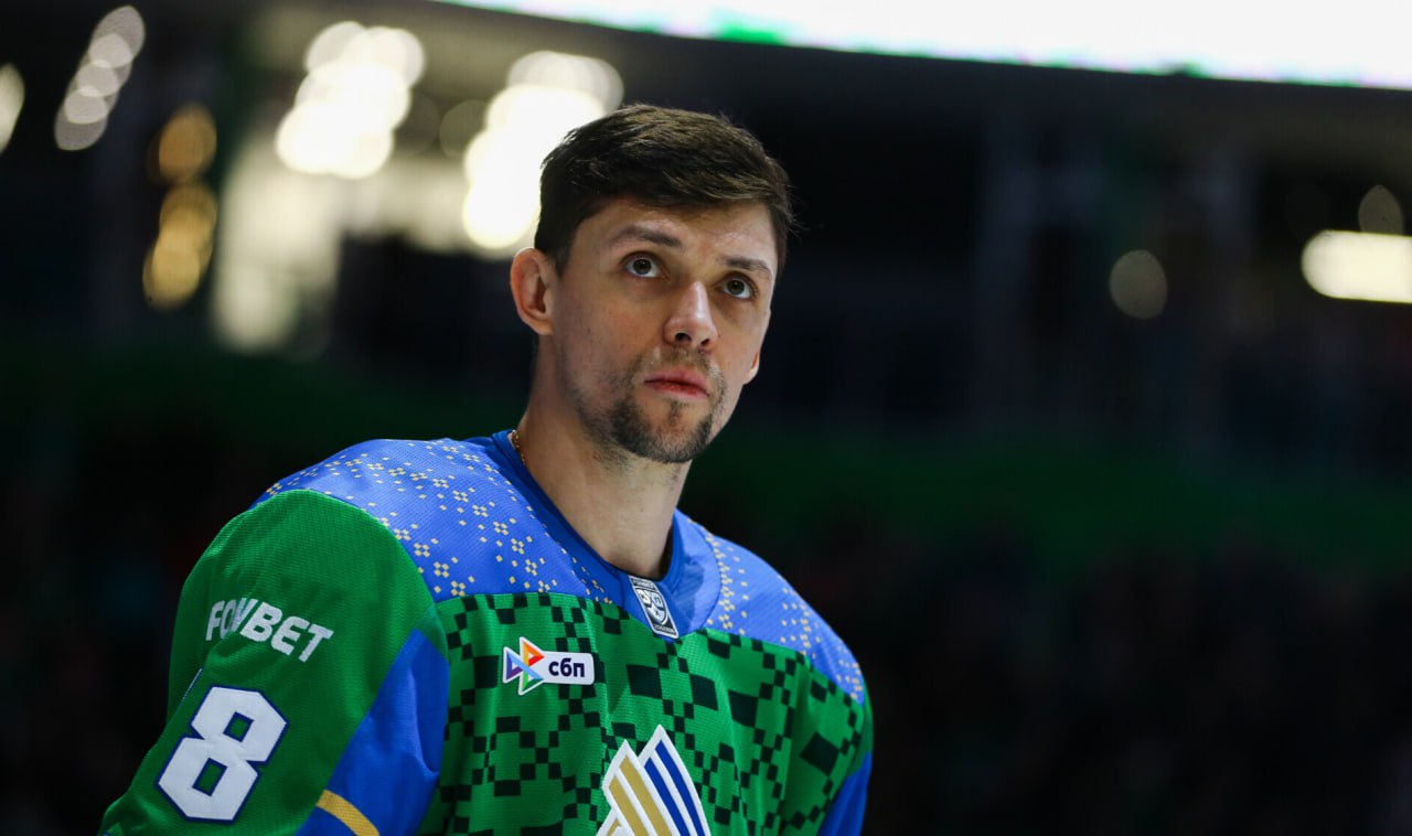 Салават Юлаев заключил контракт с Владимиром Бутузовым Сезон 2025 26 Владимир начал в Сибири На пробном контракте в уфимской команде нападающий отметился заброшенной шайбой Соглашение рассчитано до конца сезона UFA RB Подписаться Прислать новость Подпишитесь на нас в Max