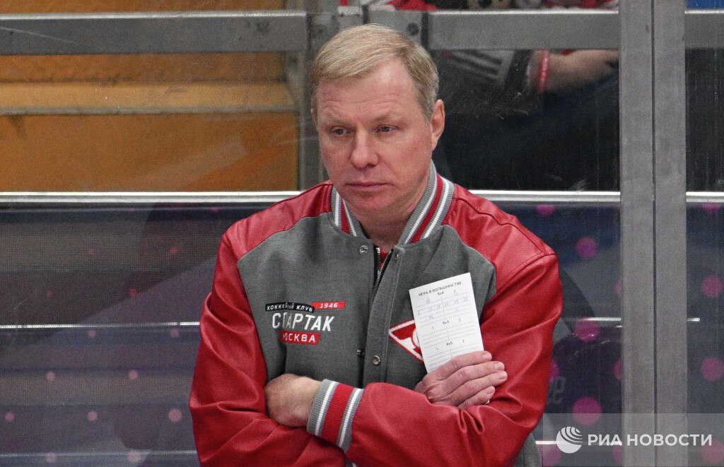 Алексей Жамнов пропустит ближайшие матчи Спартака по медицинским причинам Исполнять обязанности главного тренера в этих играх будет Александр Барков Подписывайтесь на РИА Новости Спорт в MAX