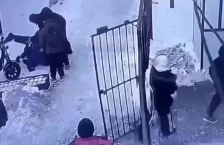 В Динской подросток пострадал в результате конфликта с участием взрослых