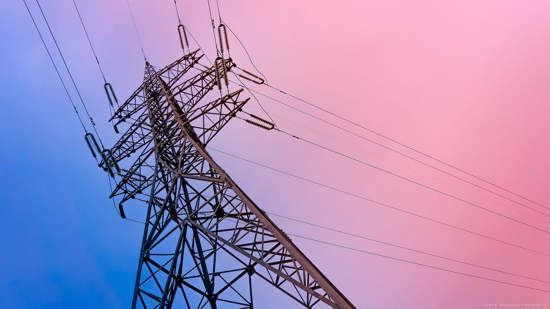 В Херсонской области запланировано строительство новых линий электропередачи В схему территориального планирования России в сфере энергетики включены новые объекты Херсонской области решение которое открывает путь к расширению и модернизации региональной энергосистемы Проект предполагает строительство дополнительных линий электропередачи что позволит обеспечить жителей стабильным и бесперебойным электроснабжением Главная задача схемы территориального планирования в области энергетики создать условия для расширения энергетической инфраструктуры Это позволит регионам более эффективно реализовывать социальные и экономические инициативы подчеркнули в Правительстве России