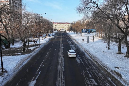 В Благовещенске в этом году отремонтировали дороги в 18 кварталах По президентскому национальному проекту Инфраструктура для жизни привели в порядок дороги общей протяженностью 4 8 километра Проезжую часть и коммунальные сети обновили на улицах Горького от Калинина до Больничной Октябрьской от 50 лет Октября до Театральной Амурской от Театральной до Кузнечной и от Политехнической и Чайковского Ленина от Пушкина до Первомайской 50 лет Октября от Амурской до Ленина Мухина от железнодорожного переезда до Пролетарской Кроме того начали работы на участке от Островского до Театральной улицы Краснофлотской По контракту их завершат в следующем году ПОДРОБНЕЕ ПО ССЫЛКЕ