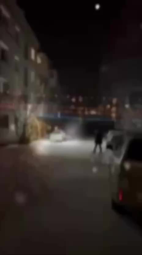 Партия 'Новые люди' проводит акцию по благоустройству дворов в Барнауле