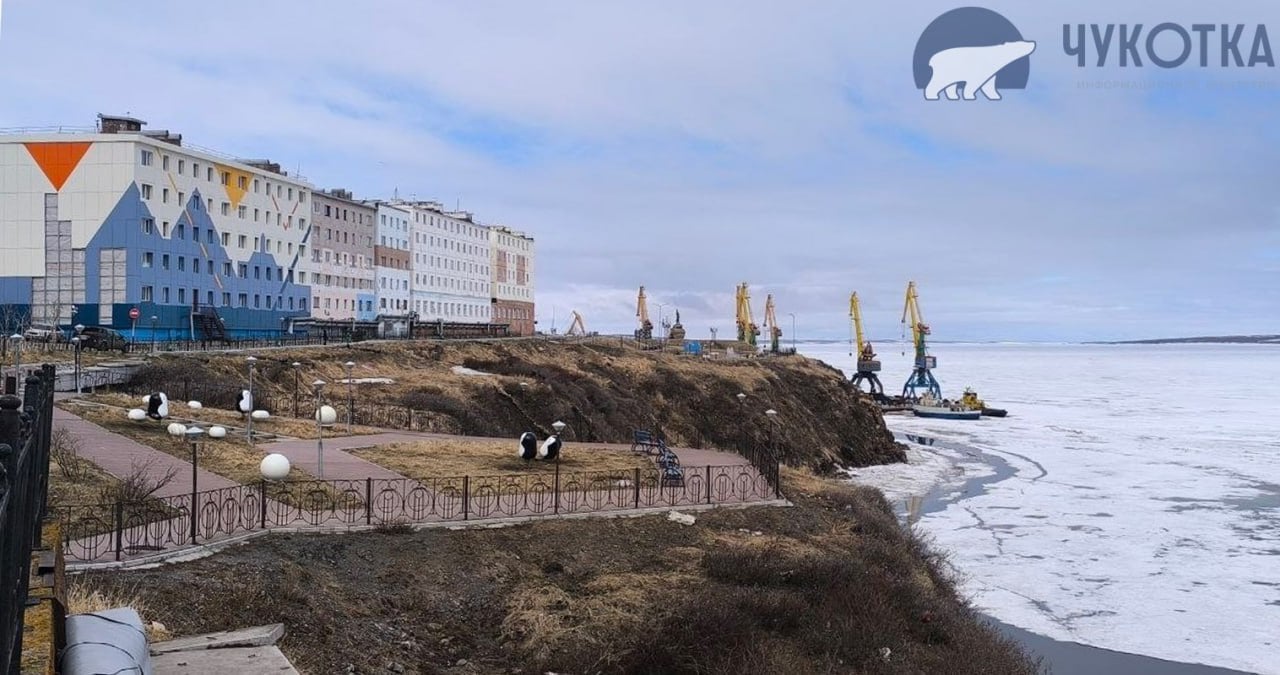В Анадыре вынесли приговор руководителю компании, занимавшейся благоустройством набережной  Анадырский городской суд вынес приговор руководителю коммерческой структуры, которого обвинили в хищении бюджетных денег при благоустройстве набережной в столице Чукотки. Мужчине назначено наказание в виде условного срока с испытательным сроком и штраф 800 тысяч рублей. Также в пользу муниципалитета с предпринимателя взыскано более 18 млн рублей.    ПОДРОБНОСТИ ЗДЕСЬ    Информагентство "Чукотка"    ПОДПИСАТЬСЯ    ПОДДЕРЖАТЬ ГОЛОСОМ