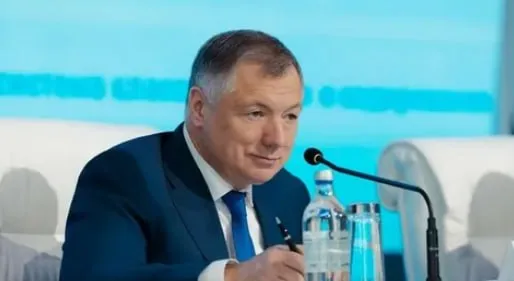 В 2027 году завершатся работы по кадастровой оценке земель новых регионов Кадастровую оценку земель на территории ДНР и Новоросии планируется завершить в 2027 году Такую задачу поставил на заседании коллегии Росреестра вице премьер РФ Марат Хуснуллин Росреестру необходимо обеспечить координацию федерального муниципального земельного надзора и в период с 2026 по 2028 год в том числе в воссоединенных регионах провести эксперимент по надзорным мероприятиям с участием филиалов ППК Роскадастр Завершение мероприятий планирует в 2027 году сказал вице премьер Марат Хуснуллин Мы теперь и в МАХ Южная служба новостей