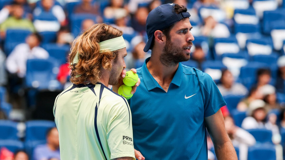 Андрей Рублев и Карен Хачанов вышли в полуфинал парного турнира серии ATP 250 в Гонконге В четвертьфинале россияне победили французский дуэт Тео Аррибаж Альбано Оливетти со счетом 6 3 3 6 10 4 news matchtv VCG Visual China Group