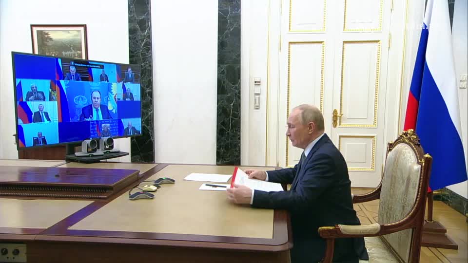 Путин обсудил информационную безопасность на совещании с Советом Безопасности