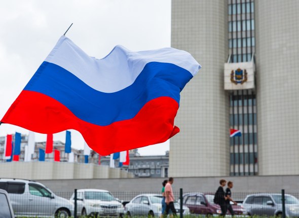 Россиян предупредили о штрафах за размещение флагов в майские праздники Существуют определенные правила размещения флагов Читать подробнее на сайте...
