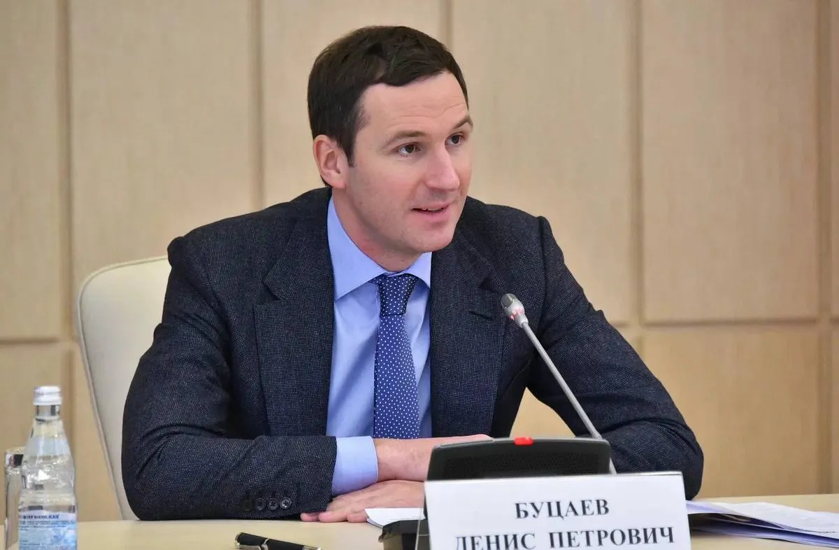 Мишустин освободил Дениса Буцаева от должности заместителя министра природных ресурсов и экологии России Спустя год работы в федеральном министерстве чиновник подал в отставку по собственному желанию отмечает Минприроды Денис Петрович в Минприроды курировал департамент экономики замкнутого цикла управление цифровизации и публично правовую компанию Российский экологический оператор ППК РЭО Буцаев был генеральным директором ППК РЭО до перехода в Минприроды Желаем Денису Петровичу новых профессиональных успехов Подробнее VK и в МАКС