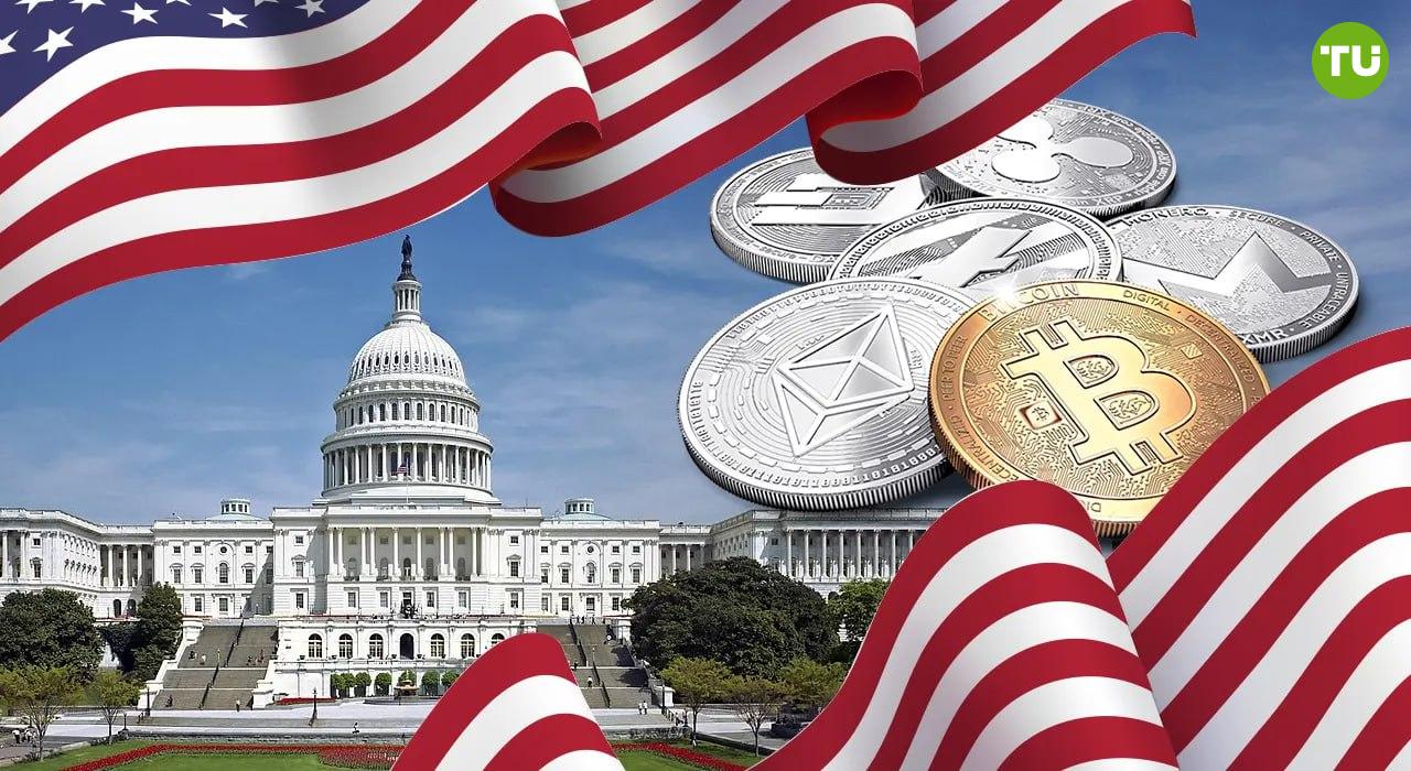 ‼ Демократы выступают против криптопроектов Трампа Демократы Палаты представителей запустили «Неделю против криптокоррупции» в ответ на продвижение республиканцами трёх криптозаконопроектов: CLARITY Act, GENIUS Act и Anti-CBDC Surveillance State Act По мнению Максин Уотерс и Стивена Линча, эти инициативы легализуют криптопроекты Дональда Трампа и усиливают финансовые риски. Демократы подчеркнули, что их главная цель — защитить инвесторов и не допустить превращения финансовой системы в инструмент личной выгоды.