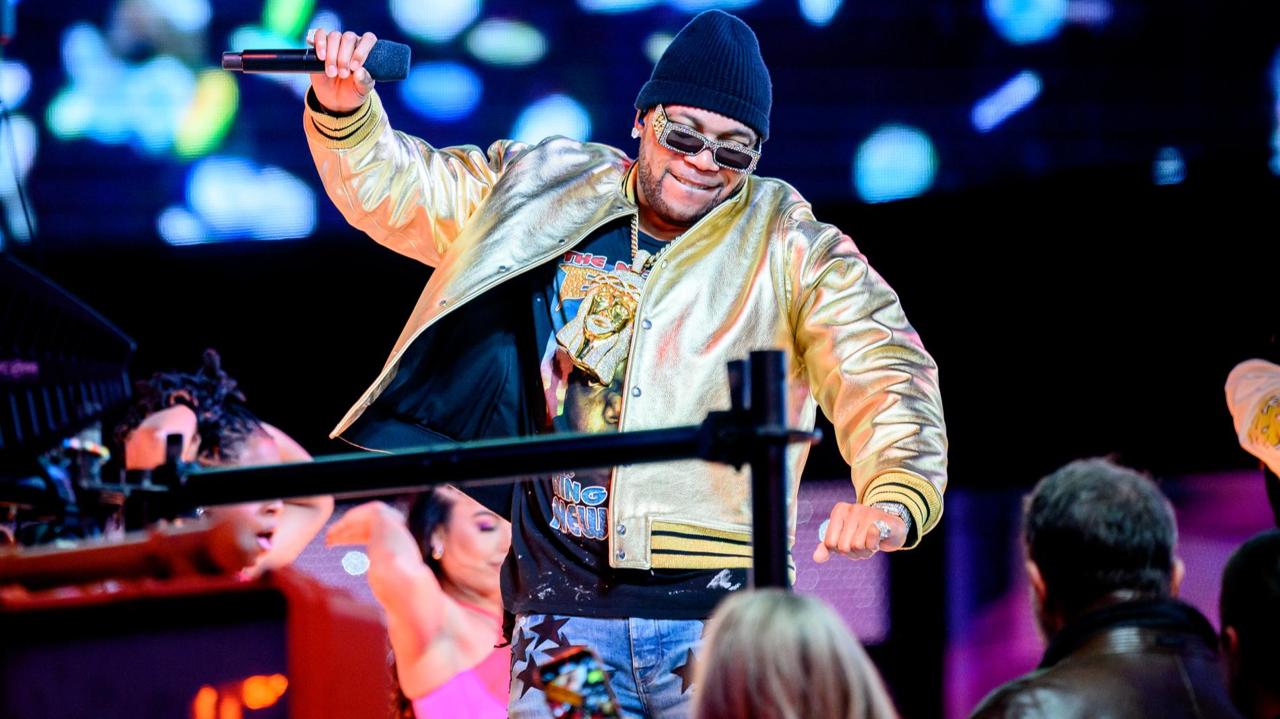 Flo Rida едет в Москву в следующем году Он выступит 8 и 9 марта с концертами на ЦСКА Арене По ряду других источников 7 и 8 марта