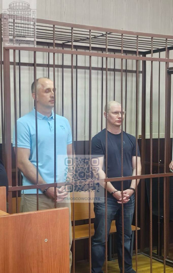 Суд столицы провозгласил приговор экс-топ менеджерам коммерческого банка по делу о растрате в особо крупном размере Приговором Таганского районного суда города Москвы: Лукин Александр Александрович, Любенцов Кирилл Вячеславович признаны виновными в совершении двух преступлений, предусмотренных ч. 4 ст. 160 УК РФ и окончательно каждому назначено наказание в виде 8 лет лишения свободы, с отбыванием наказания в исправительной колонии общего режима. Осужденные взяты под стражу в зале суда. Судом удовлетворен гражданский иск потерпевшего. #таганский2025