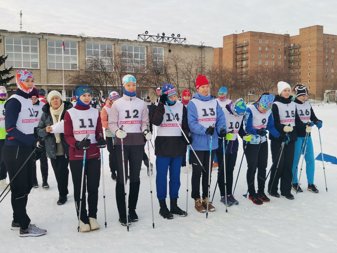 Лыжные гонки и победы на фоне зимней сказки     В Омском ГАУ состоялось открытие спортивно-оздоровительного фестиваля «Сибирская спортивная триада». Это многоборье, состоящее из лыжных гонок, спортивного ориентирования и северной ходьбы. В фестивале приняли участие спортсмены из пяти аграрных университетов Сибирского и Уральского федеральных округов и шести омских вузов.    Команда ОмГТУ заняла 8-е место среди сильных соперников. В личном зачете Софья Качанова в северной ходьбе заняла 4-е место.   Несмотря на сложные условия, студенты проявили невероятную решимость и командный дух. Уверены, что впереди – еще много побед и новых друзей, которые разделяют любовь к спорту и активному образу жизни