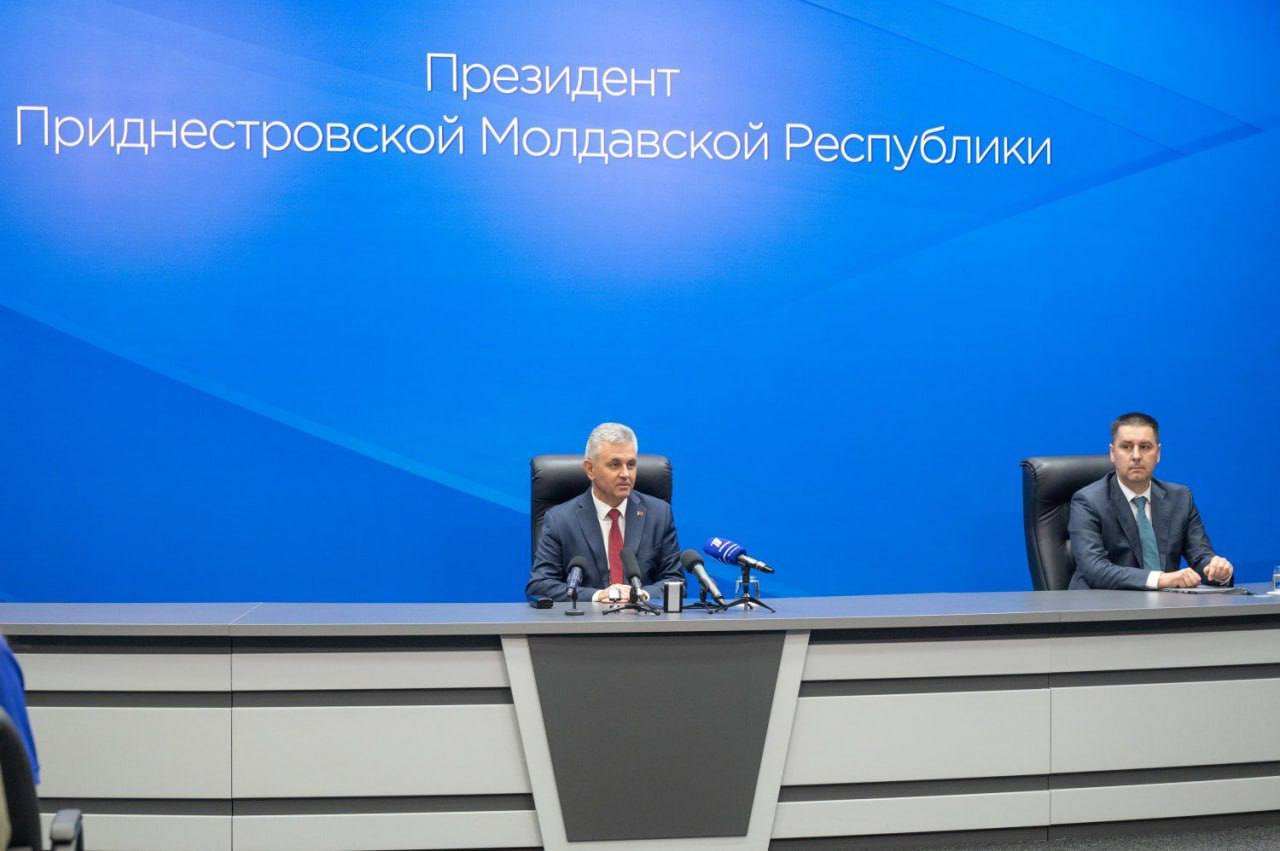 Вадим Красносельский Если завтра Приднестровье будет признано независимым государством мир станет только лучше Президент ПМР провел традиционную пресс конференцию в преддверии Дня Республики Глава государства ответил на вопросы приднестровских российских и молдавских журналистов