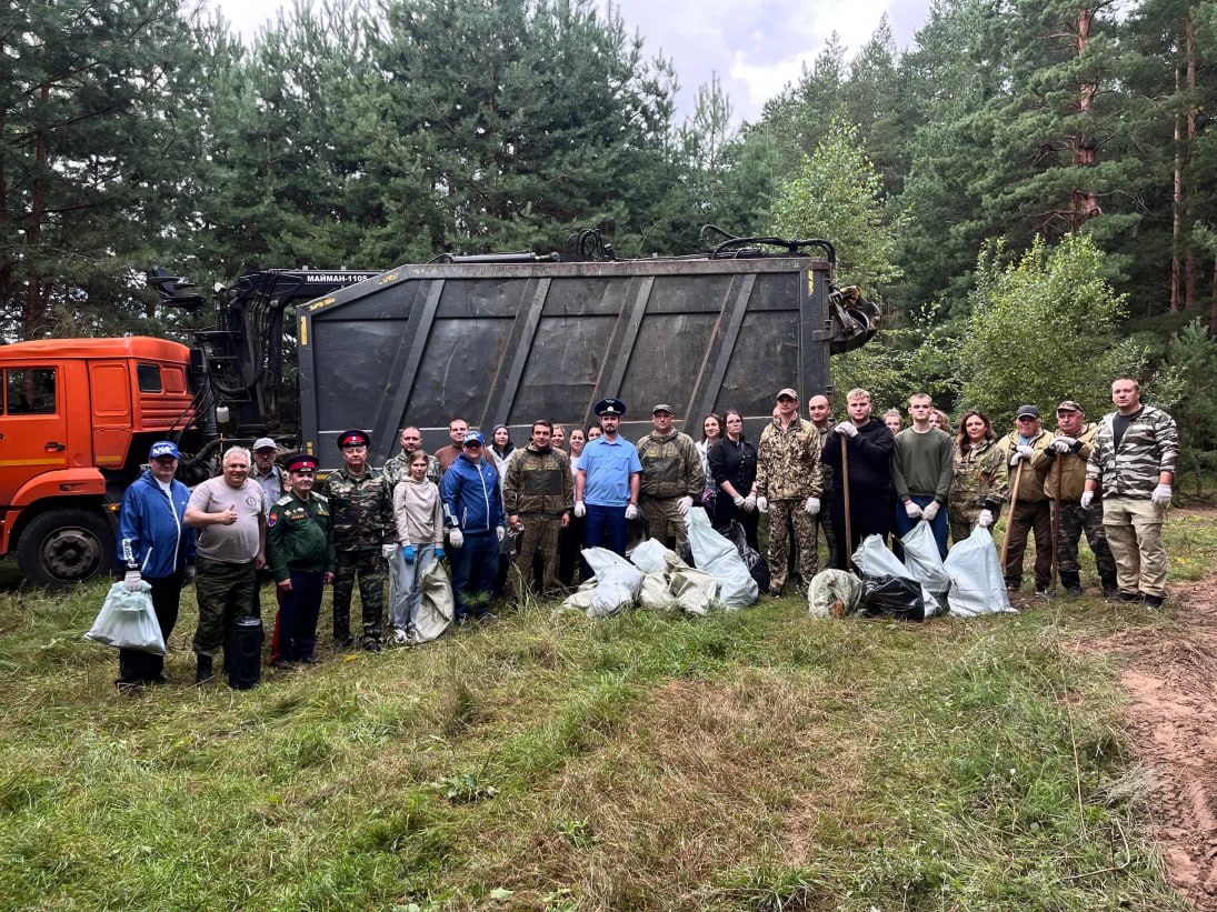 Около 50 кубометров мусора вывезли с территории Городецкого лесничества в ходе акции «Чистый лес»  С начала года в регионе ликвидирована 21 несанкционированная свалка, общий объём вывезенного мусора превысил 360 кубометров.    Нижегородская Стрелка Z Подпишись